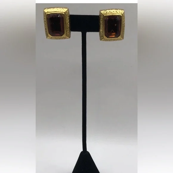 Vintage Amber Glass Clip Earrings Rectangle Antique Gold Tone 1” Doncaster - Picture 3 of 6